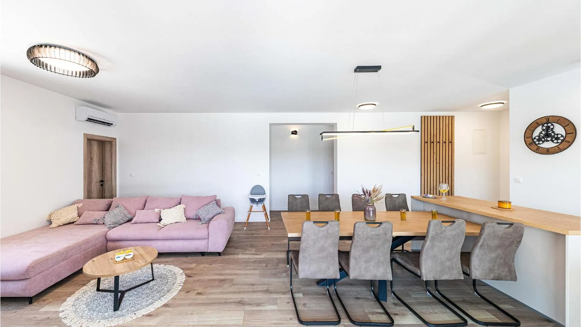 Lovely Home In Trogir With Kitchen Holiday home