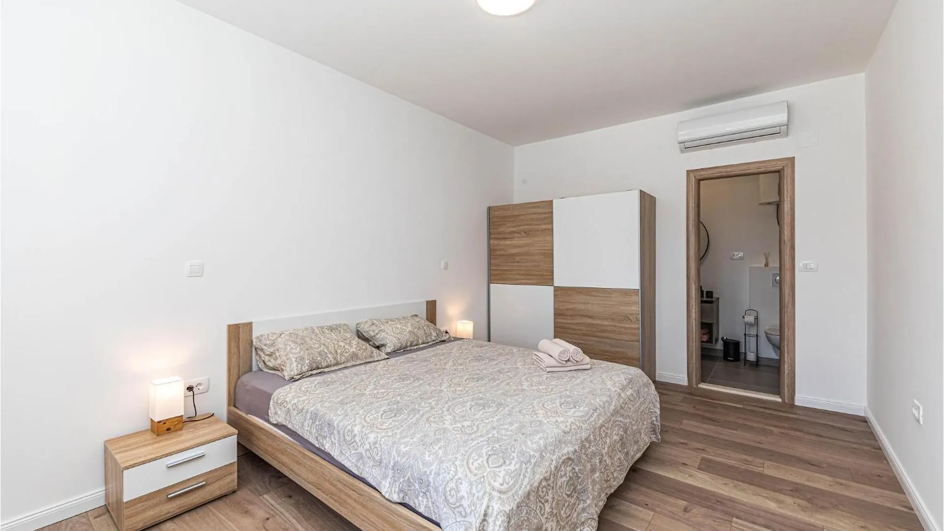 Lovely Home In Trogir With Kitchen Holiday home