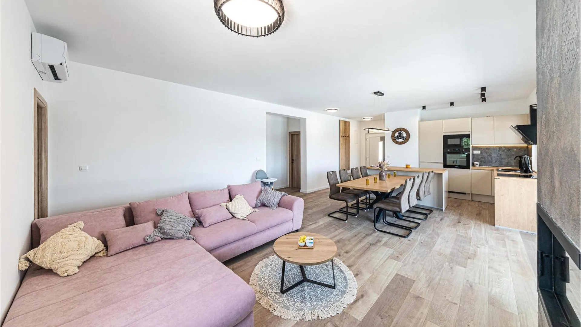 Lovely Home In Trogir With Kitchen 0*,